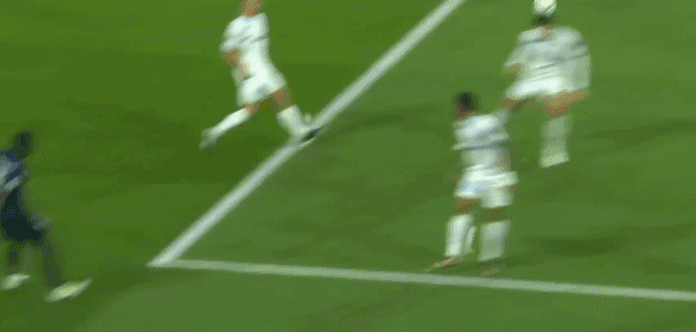 法甲赛报:姆巴佩伤愈退役 穆瓦尼传射破门 巴黎4-0马赛