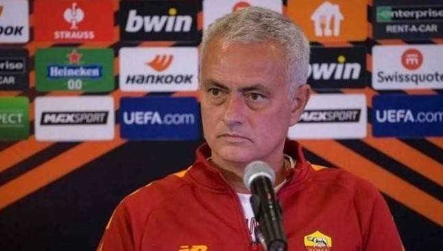 梅西·姆巴佩教练?法媒:穆里尼奥成为巴黎主帅首选