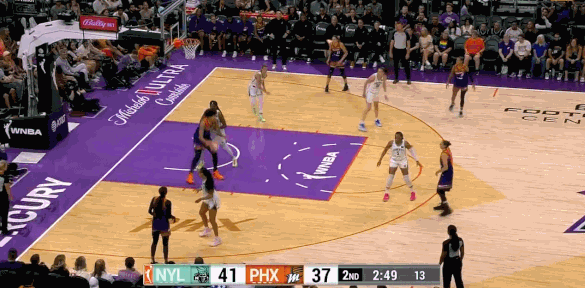 格斗才是精英！水星终结了自由队的8连胜； Griner 回归后5 场比赛中赢下4 场