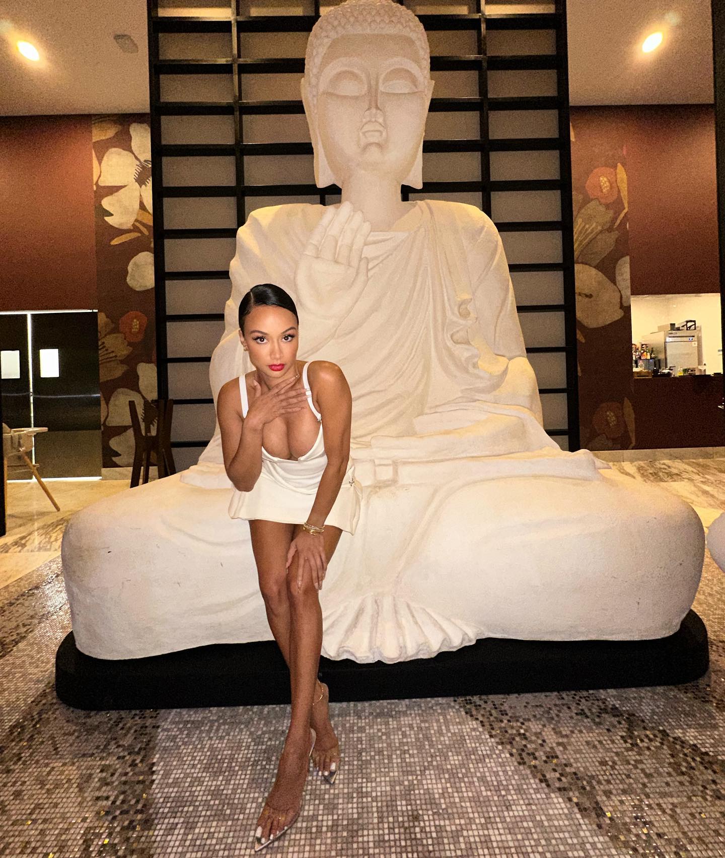 👀杰伦-格林和女友年龄差17岁!两人回应:不在乎 爱就是爱!