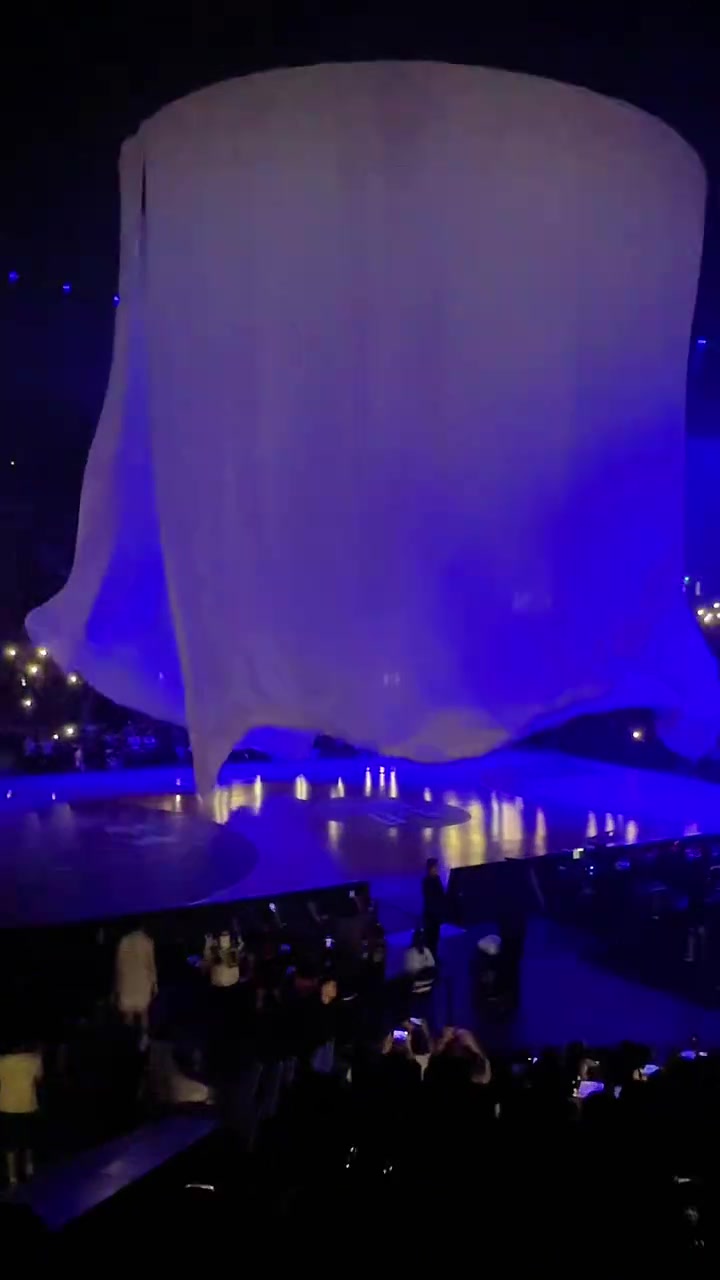 库里中国行上海站现场球迷:国内史上最震撼最具牌面的球星出场!